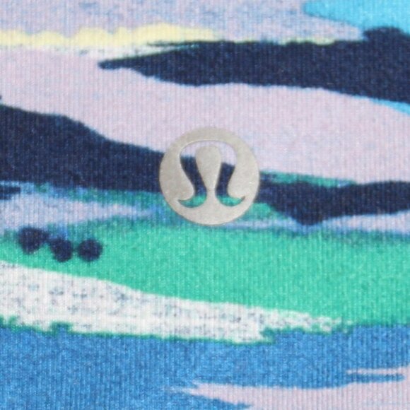 Lululemon Boogie Short (Roll Down) *Full-On Luon Seven Wonders Multi Size 4 - Picture 6 of 12